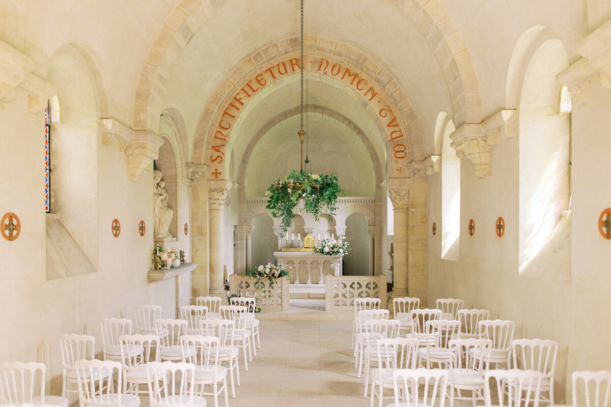 Maïlys Fortune Photography Husband Wife Wedding Weddings Photography France Switzerland Italy Timeless Dreamy Imagery Bilingual French English Destination Weddings Destination Wedding Provence French Riviera Paris Lake Como Tuscany50