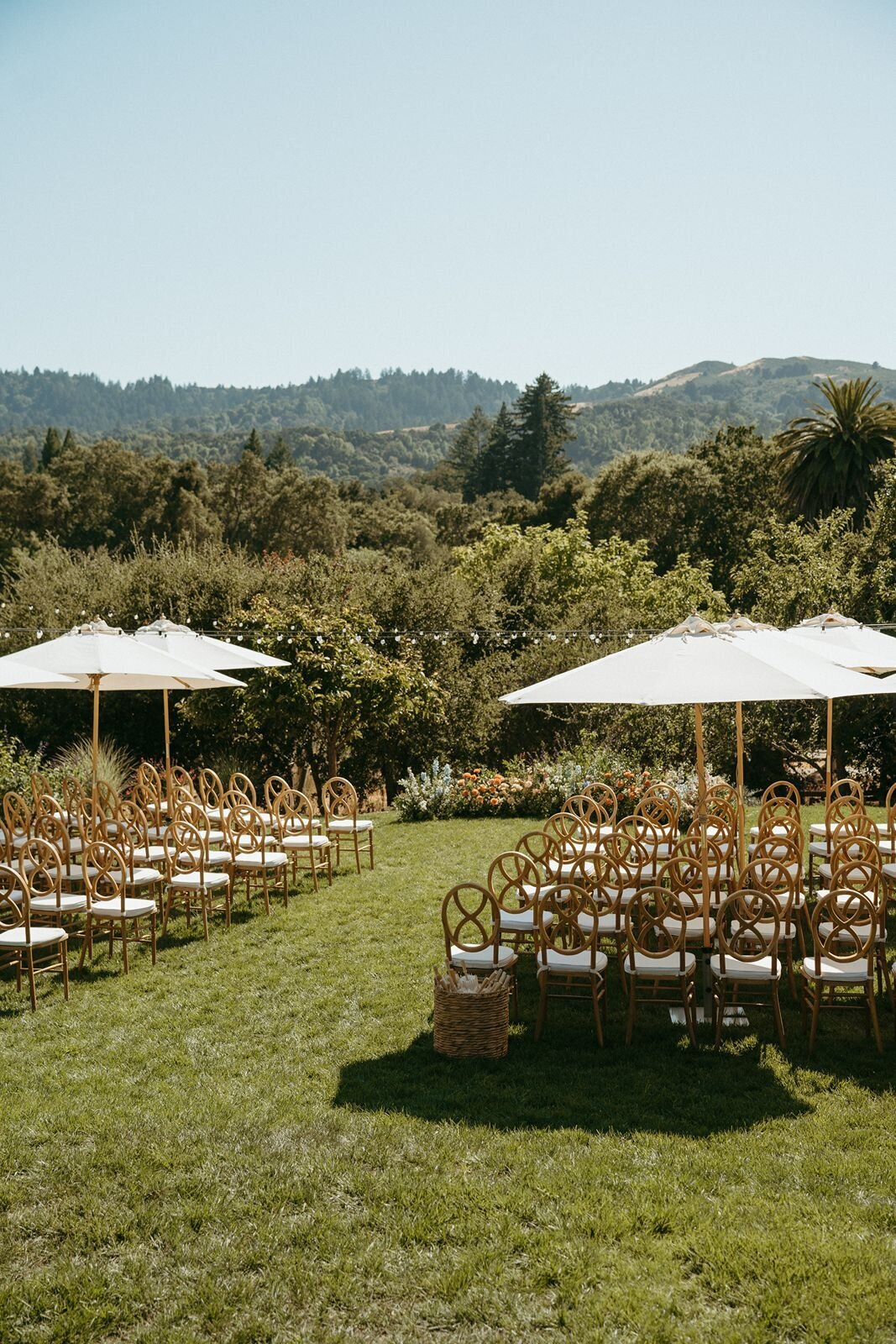 ceremony-with-hills