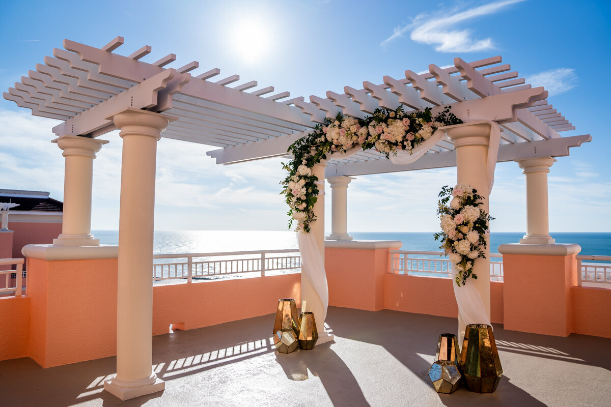 maddness-photo-hyatt-clearwater-beach-elopement-chantilly-chic-celebrations-2