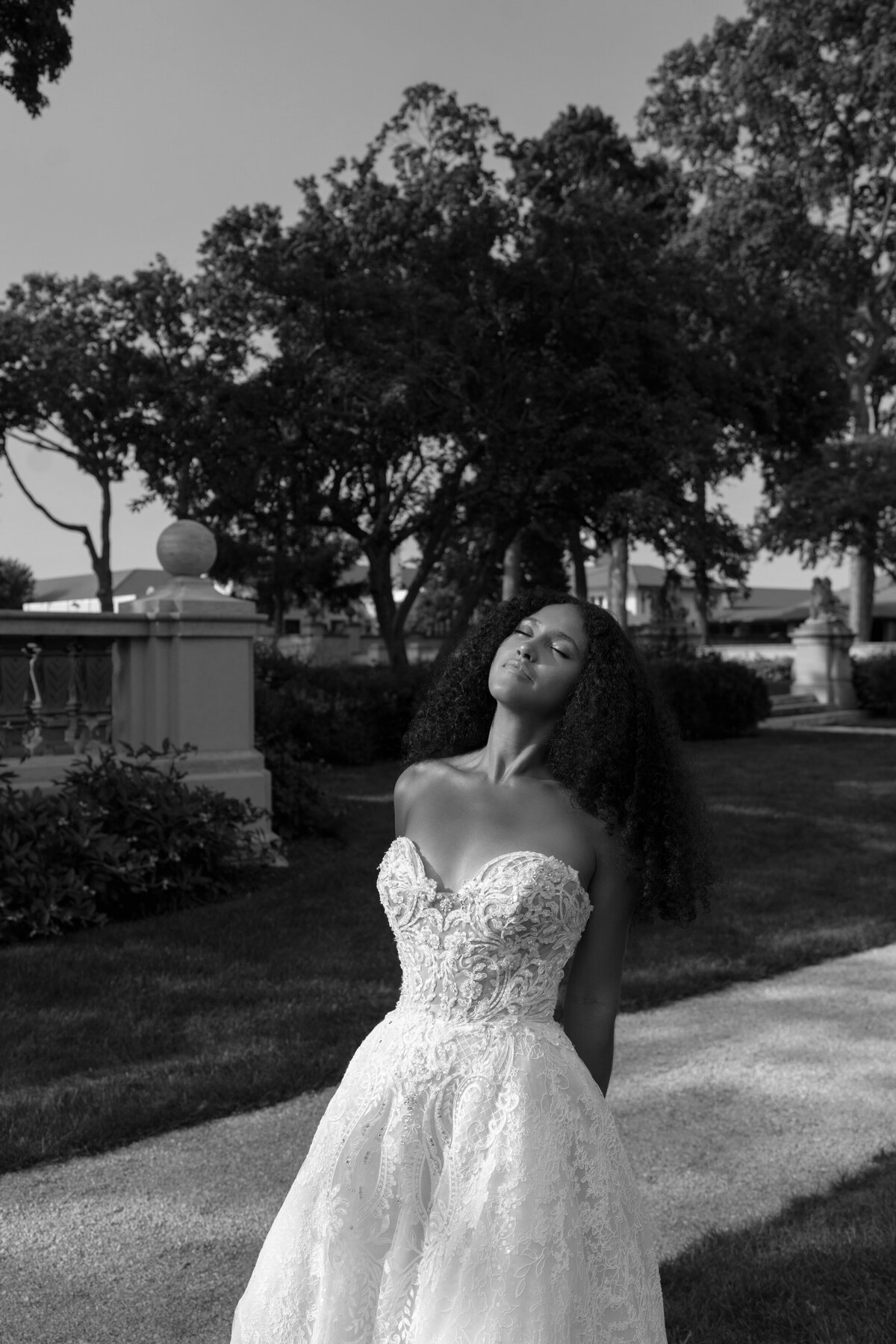 Berlez-Chicago-Wedding-Photographer-samantha-li-bridal-Eve-of-Milady-Armour-House-Editorial-206
