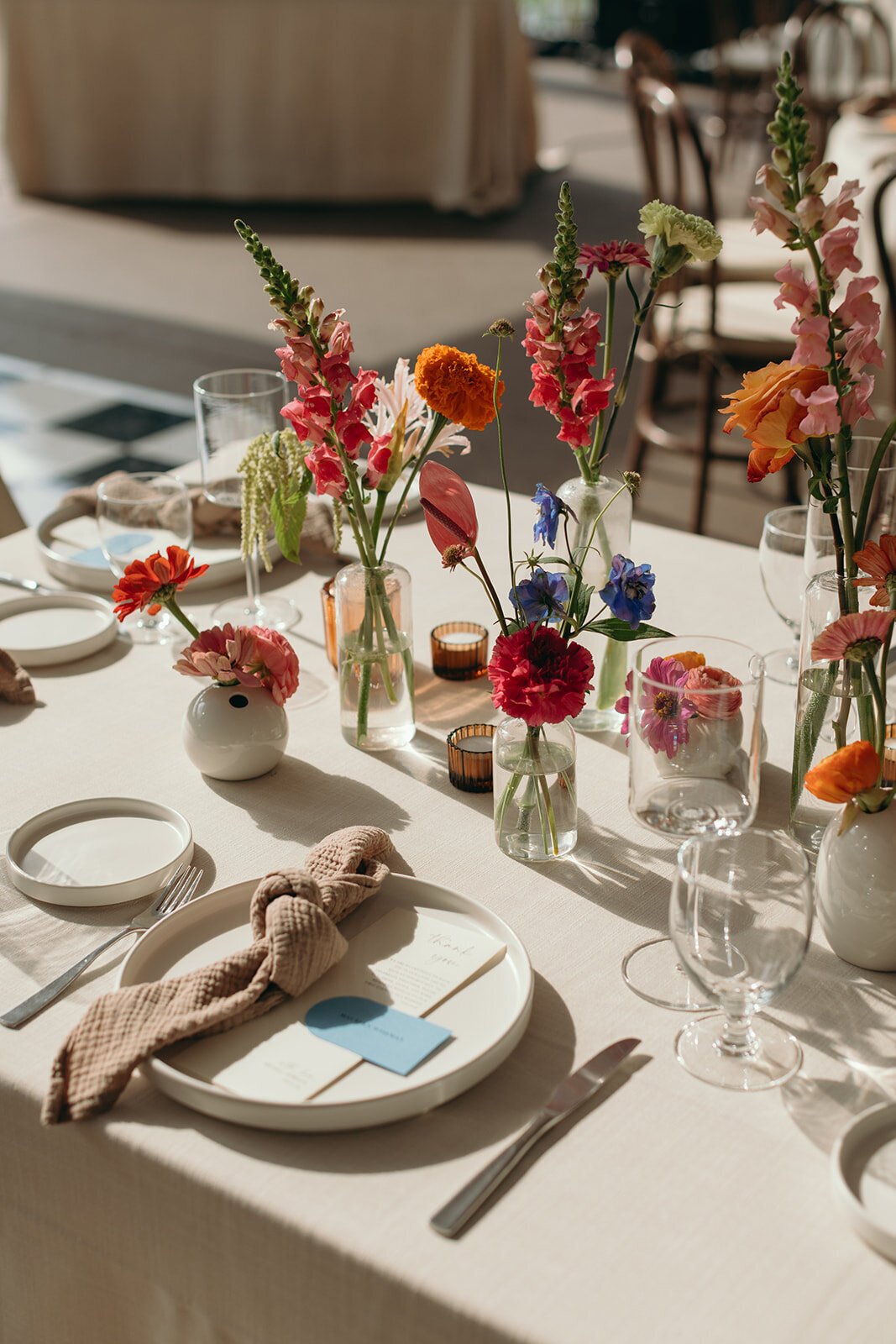 best-reception-floral-tablescape-wedding-details-hart-house-vancouver-thegodards
