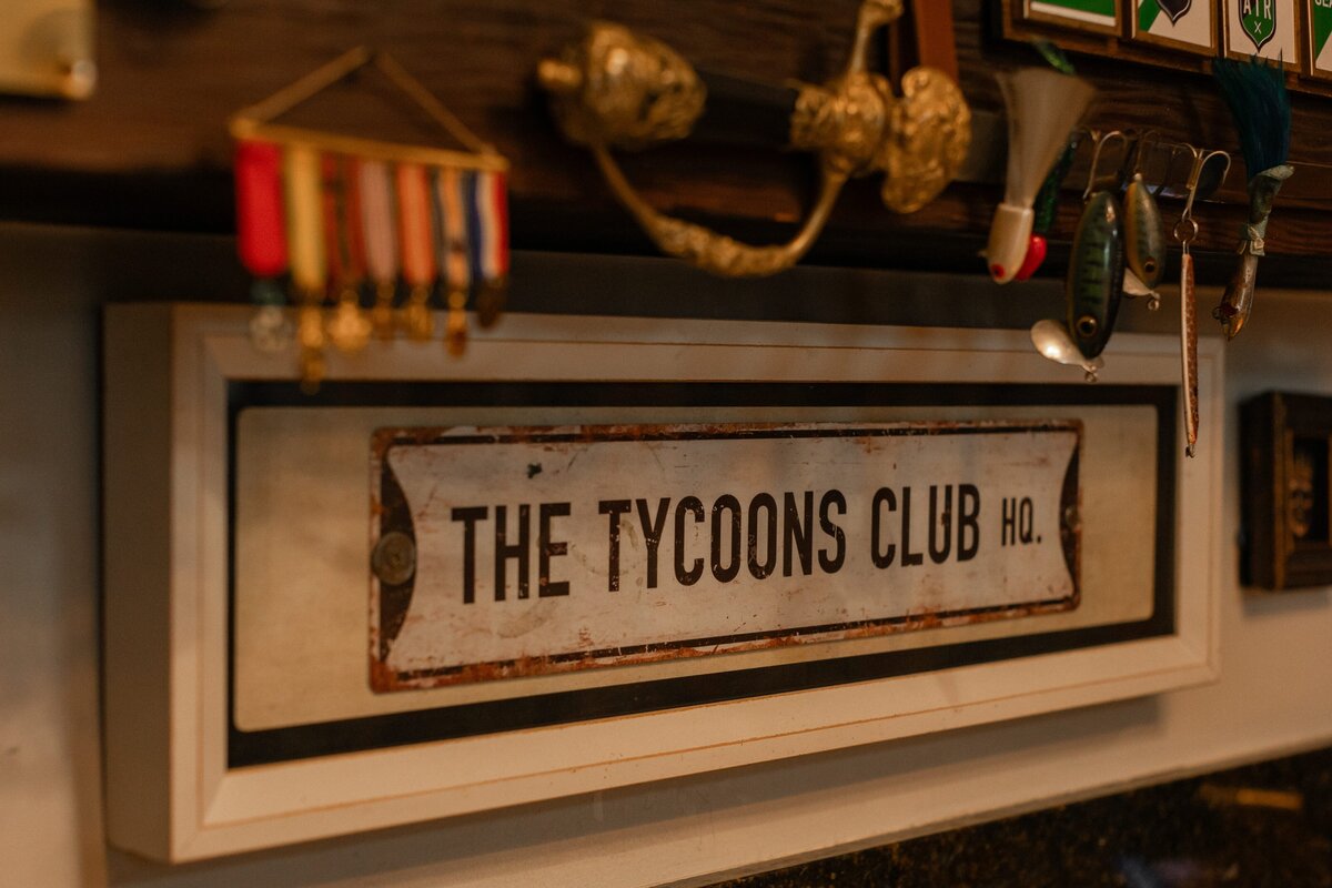 The-Tycoons-Club-Beachwood-Canyon-Mat-Devine-005