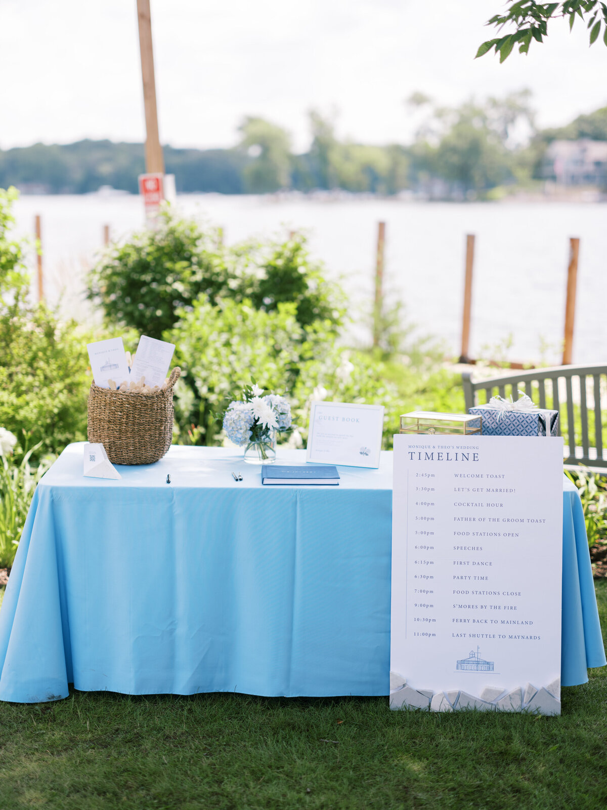 Minnetonka Yacht Club wedding photographer Tom Thornton Photography-15