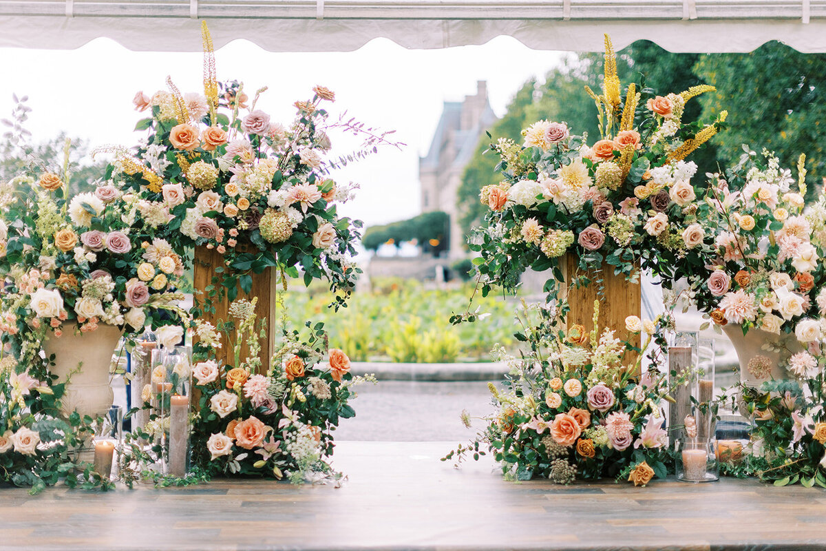 christymichaelglimpse0872