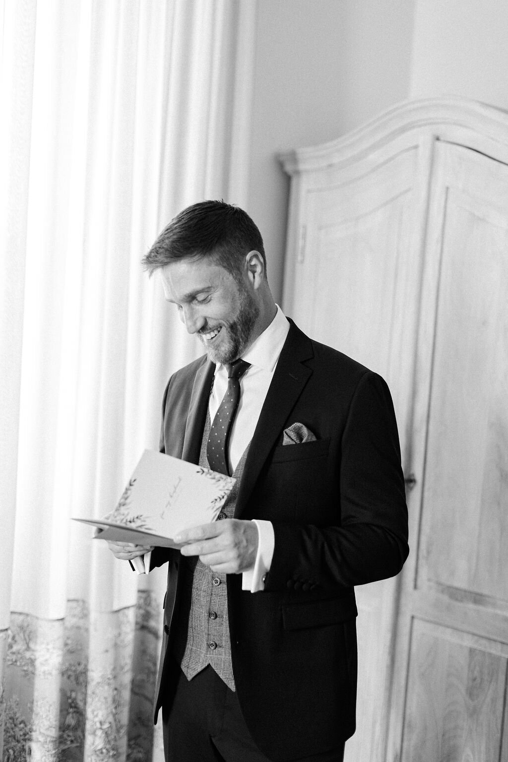 best-italy-wedding-photographer-soft-airy-lake-como-garda-mike-hannah-previews-1