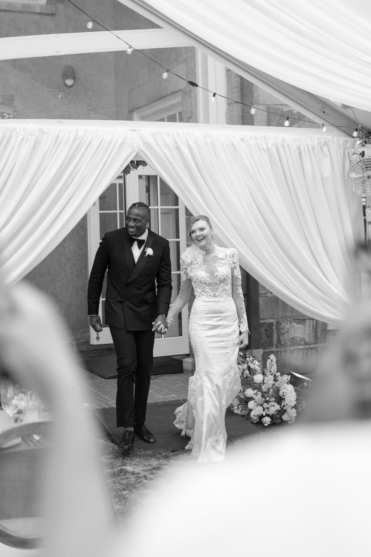 Savannah-Jamey-Country-Club-Buffalo-Summer-Wedding-40