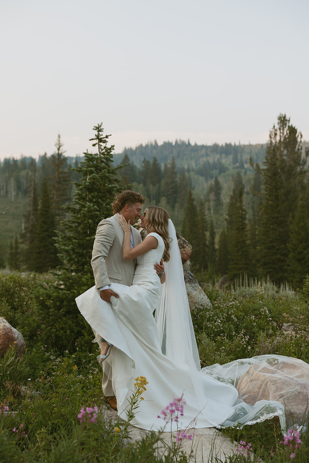 utah-wedding-photographer-tony-grove-elopement-documentary-photography-tanya-davids-photo-102