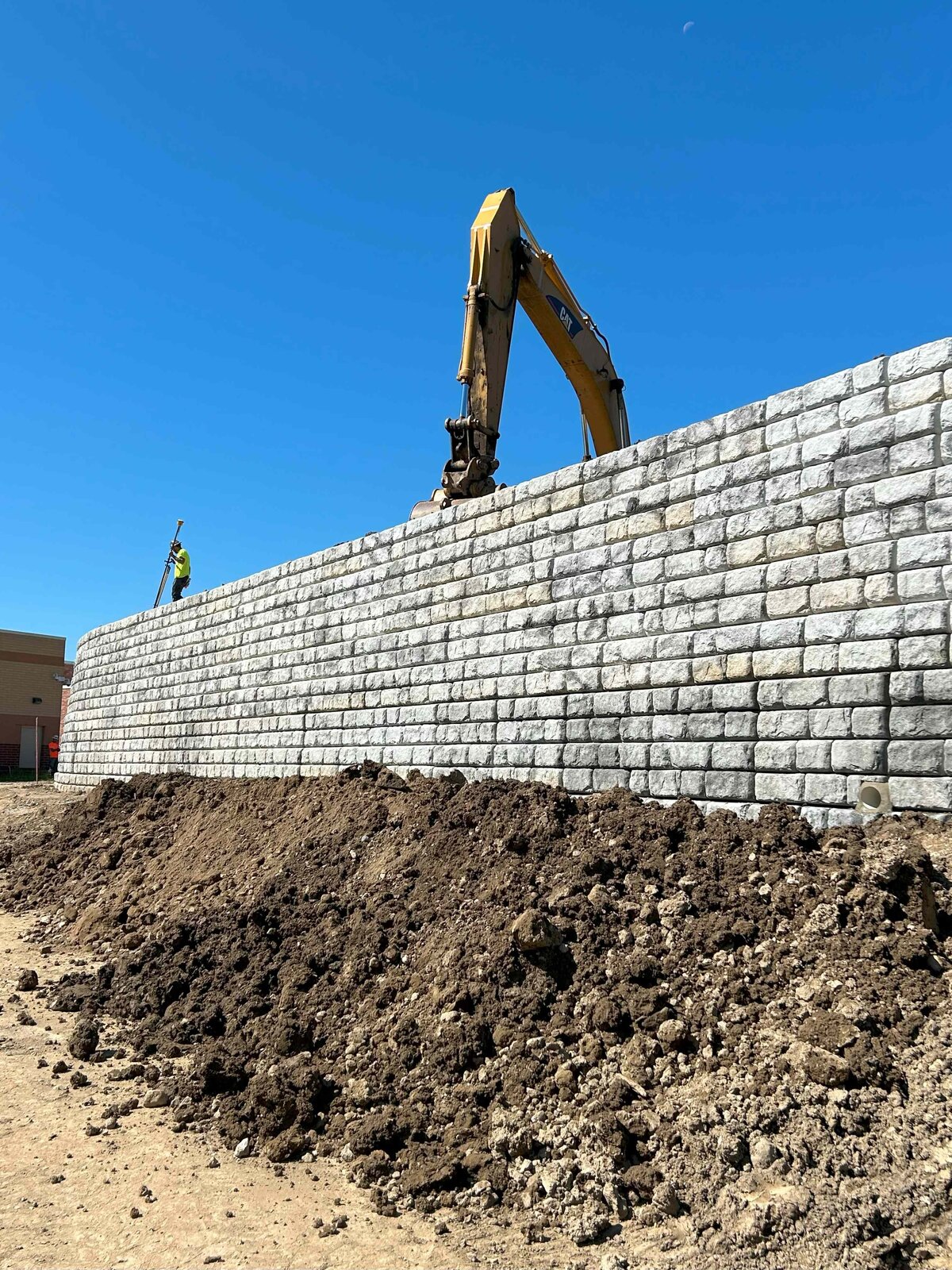 highland-services-extra-large-retaining-wall