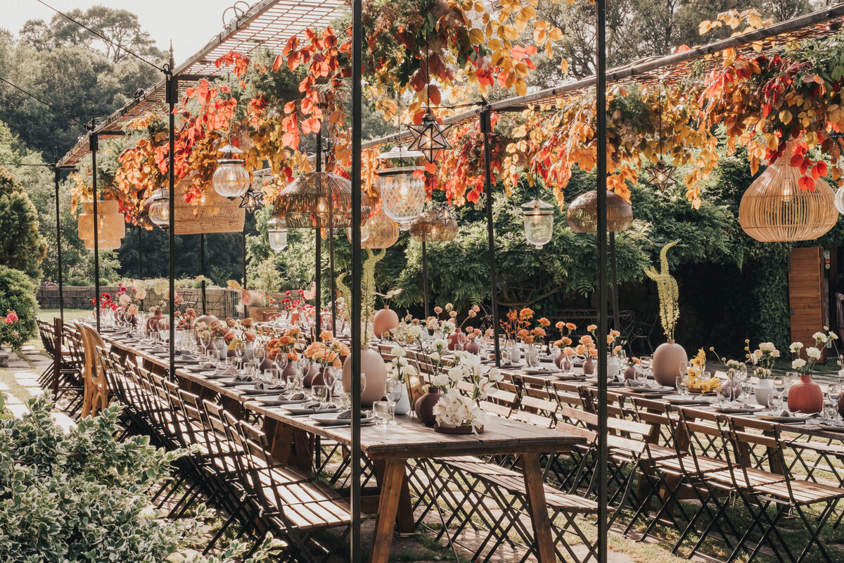 Contemporary colorful wedding at l'agnata di de andre