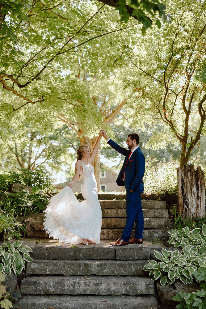 Rustic Chic Wedding at Stanley's Olde Maple Lane Farm Wedding - Emma Persi Photography-18