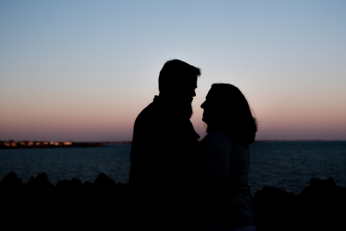 Megan&Jeremy-BrightLightsImagery-NewportEngagementSessionatCliffWalkandFortySteps,RhodeIsland2020-121