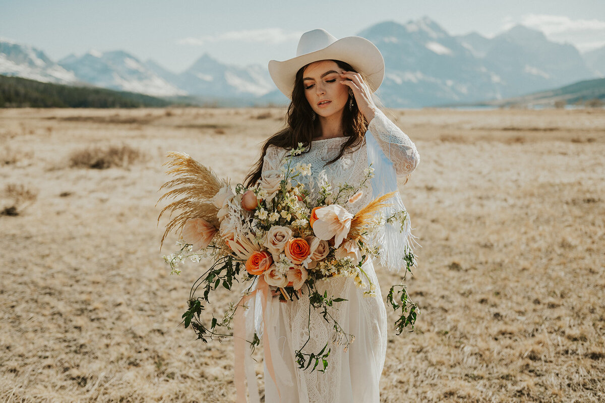 western-boho-glacier-park-elopement-presley-gray-photo-9877