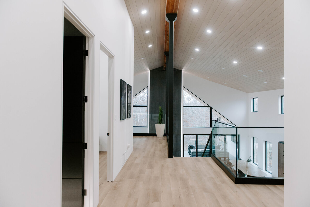 Stay at Eco Bay Chalet-Short Term Luxury Rental for Group Stays-Port Severn-Muskoka-Ontario11