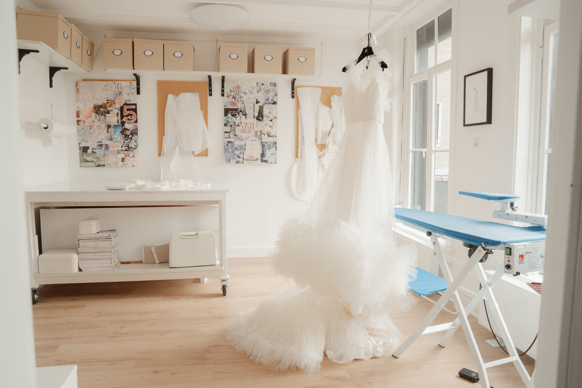 Handmade Wedding dresses Eindhoven