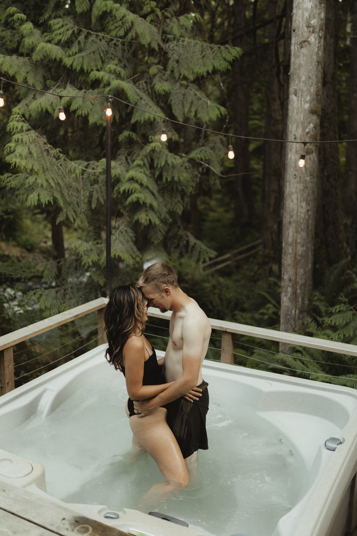 casualcouplesinhomesessionkansascityphotographer-82
