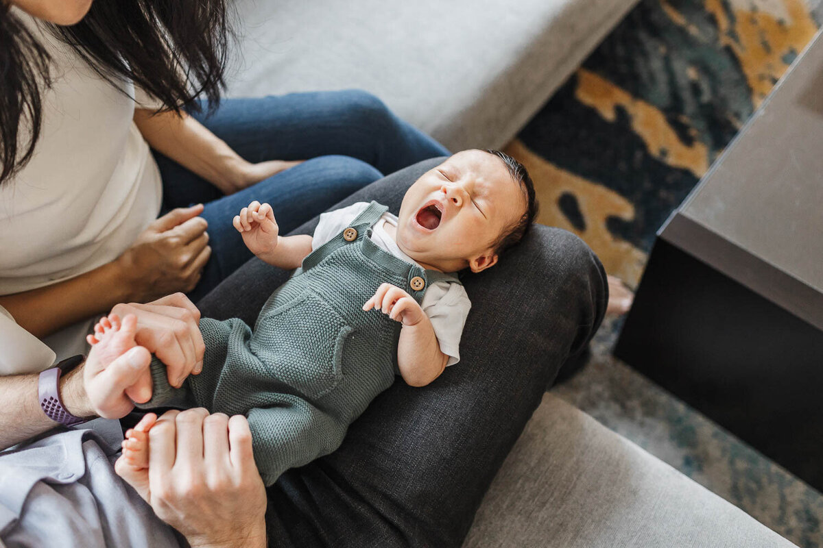Natural-newborn-Portraits-at-home-Toronto-1