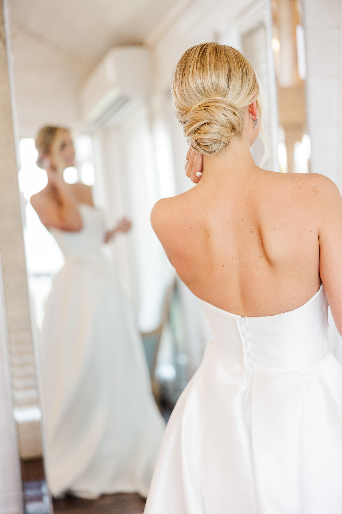 tn-smokies-mountain-wedding-venue-bridal-hairstyle