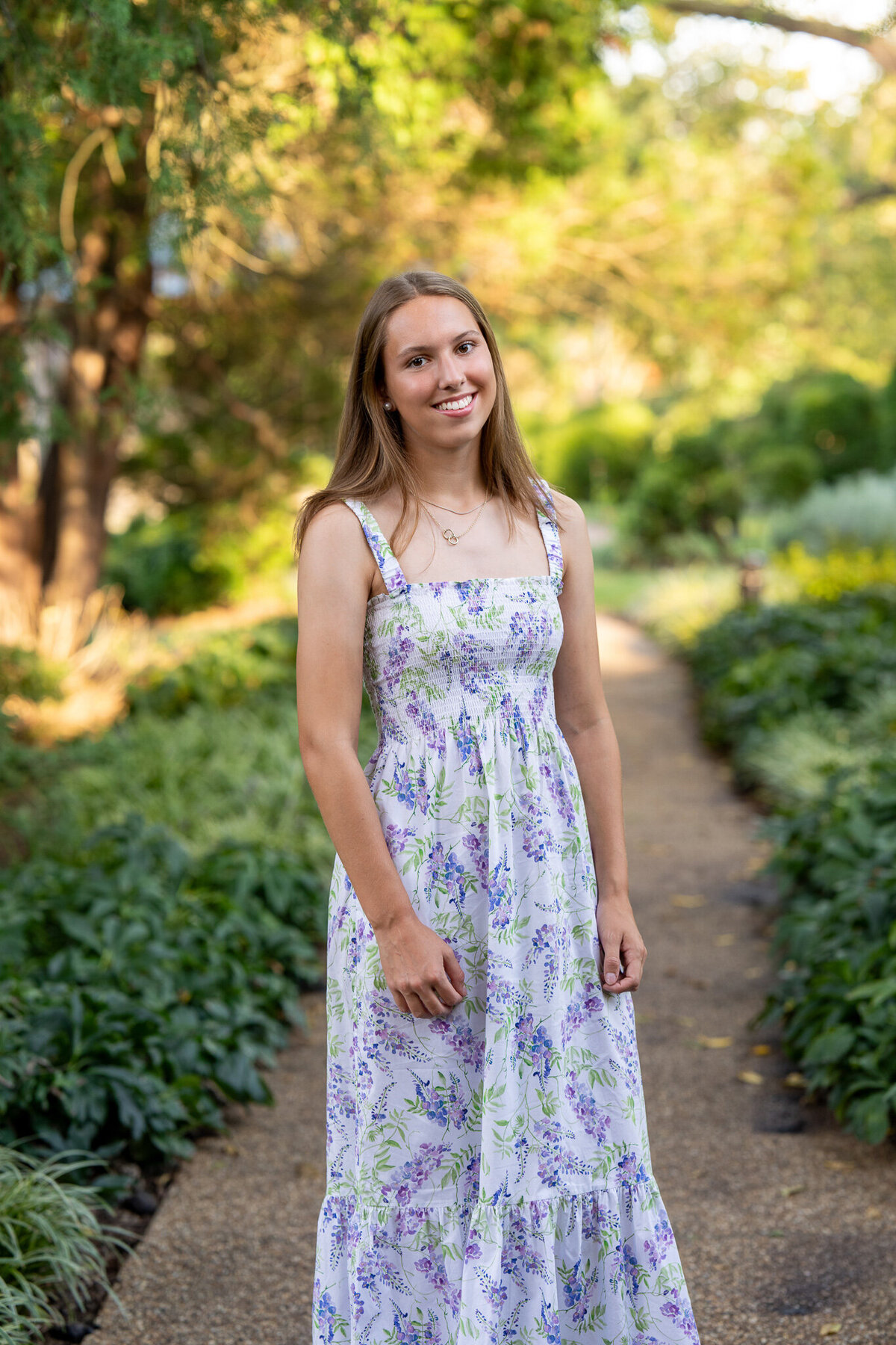 am.senior.portrait-453