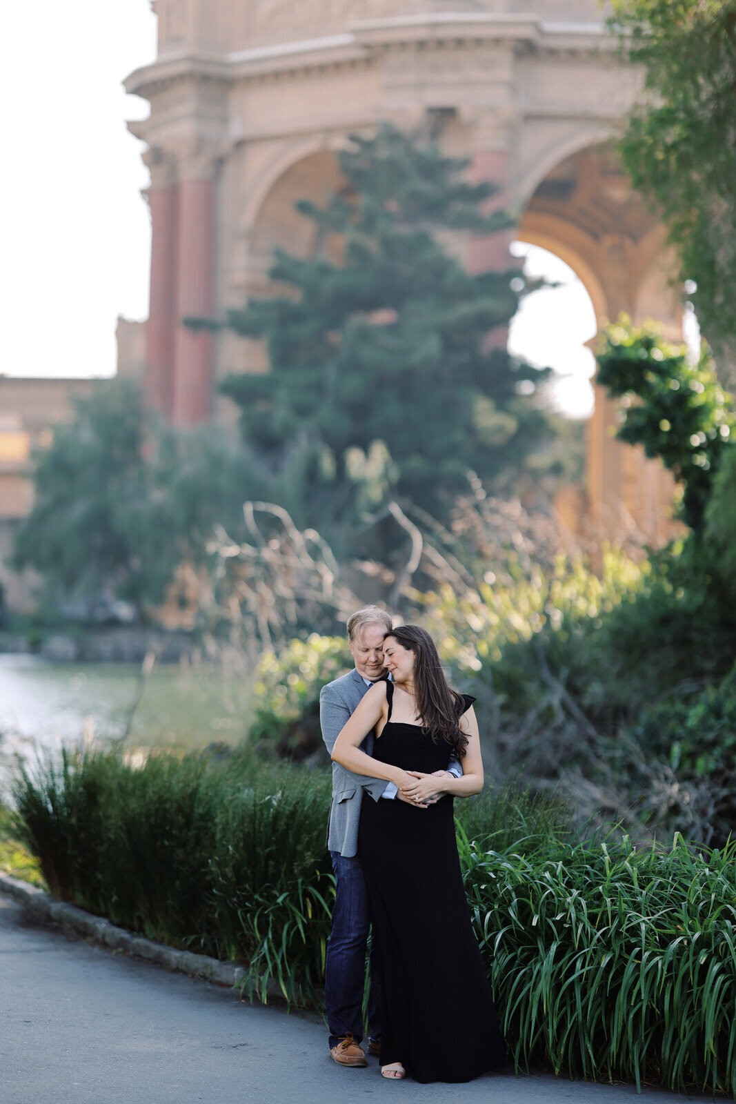 Stylish Engagement Session in San Francisco19