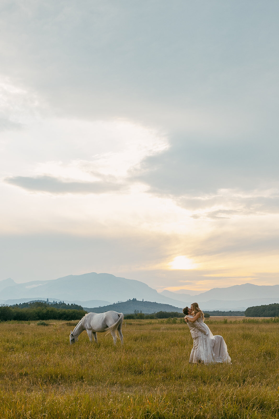 presley-gray-photo-Montana-ranch-elopement-6618