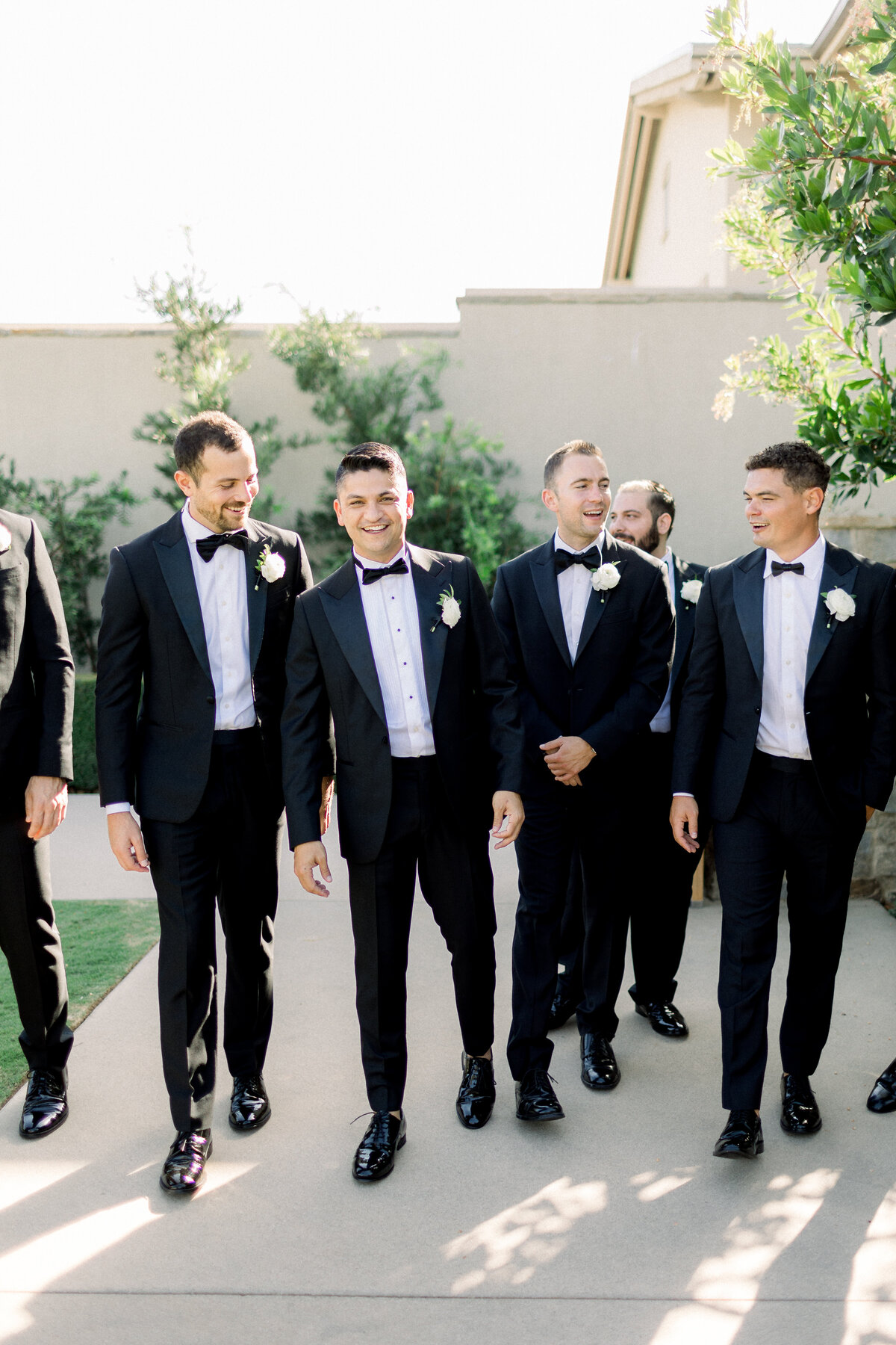 Previews Alexis and Dustin Rolling Hills Country Club Wedding _ Hello Blue-17