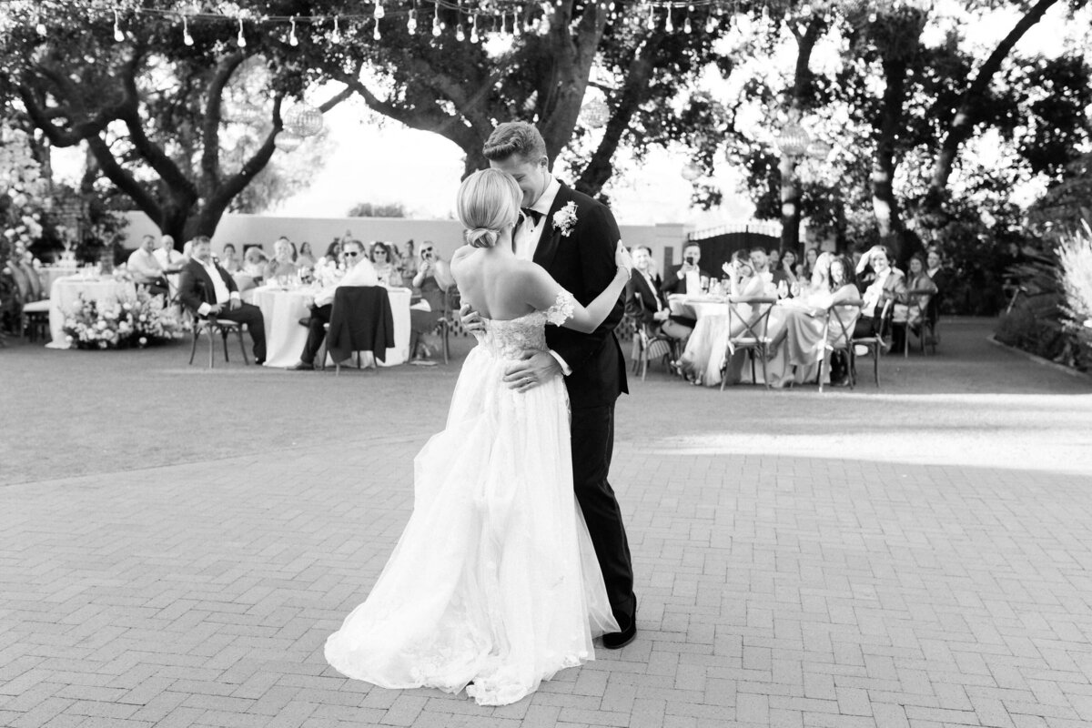 Quail-Ranch-Wedding_Simi-Valley-Wedding_Southern-California-Wedding-Photographer_Lisa-Leanne-Photography_56