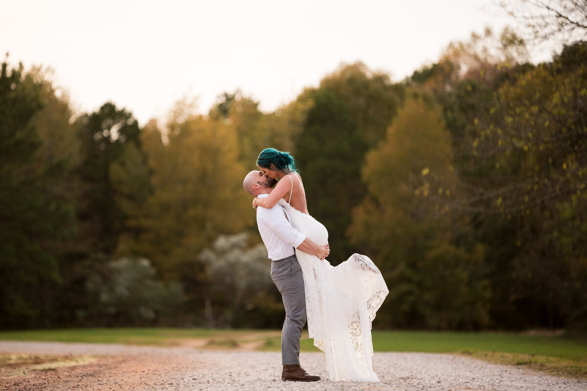 south-carolina-wedding-groom-lifts-bride