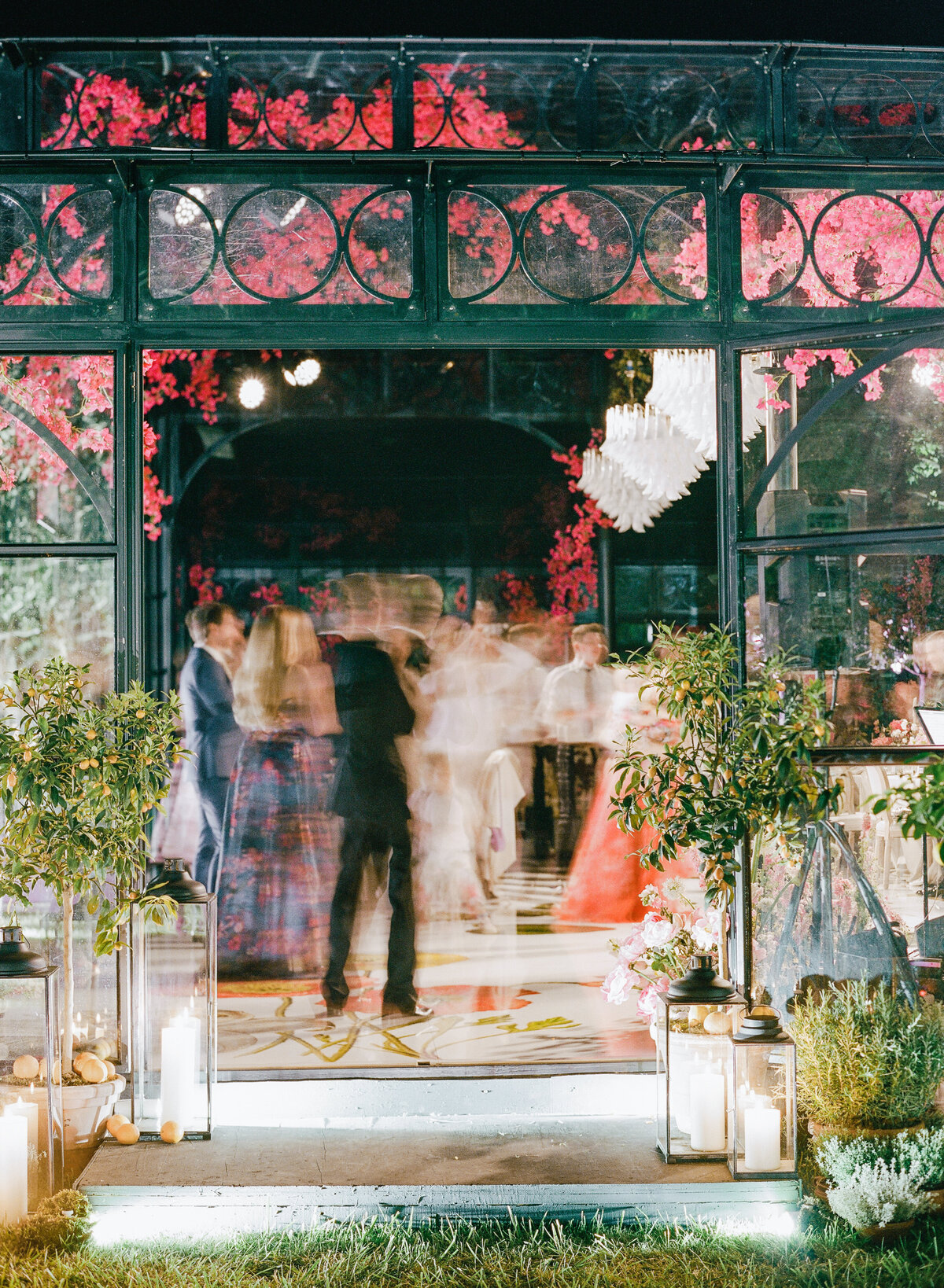 56-rebecca-yale-tuscany-floral-wedding-borgo-finocchieto
