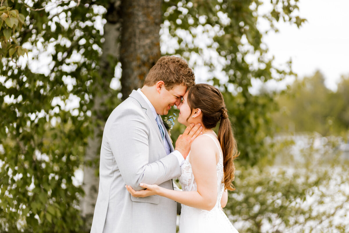 Fargo Wedding Photographer