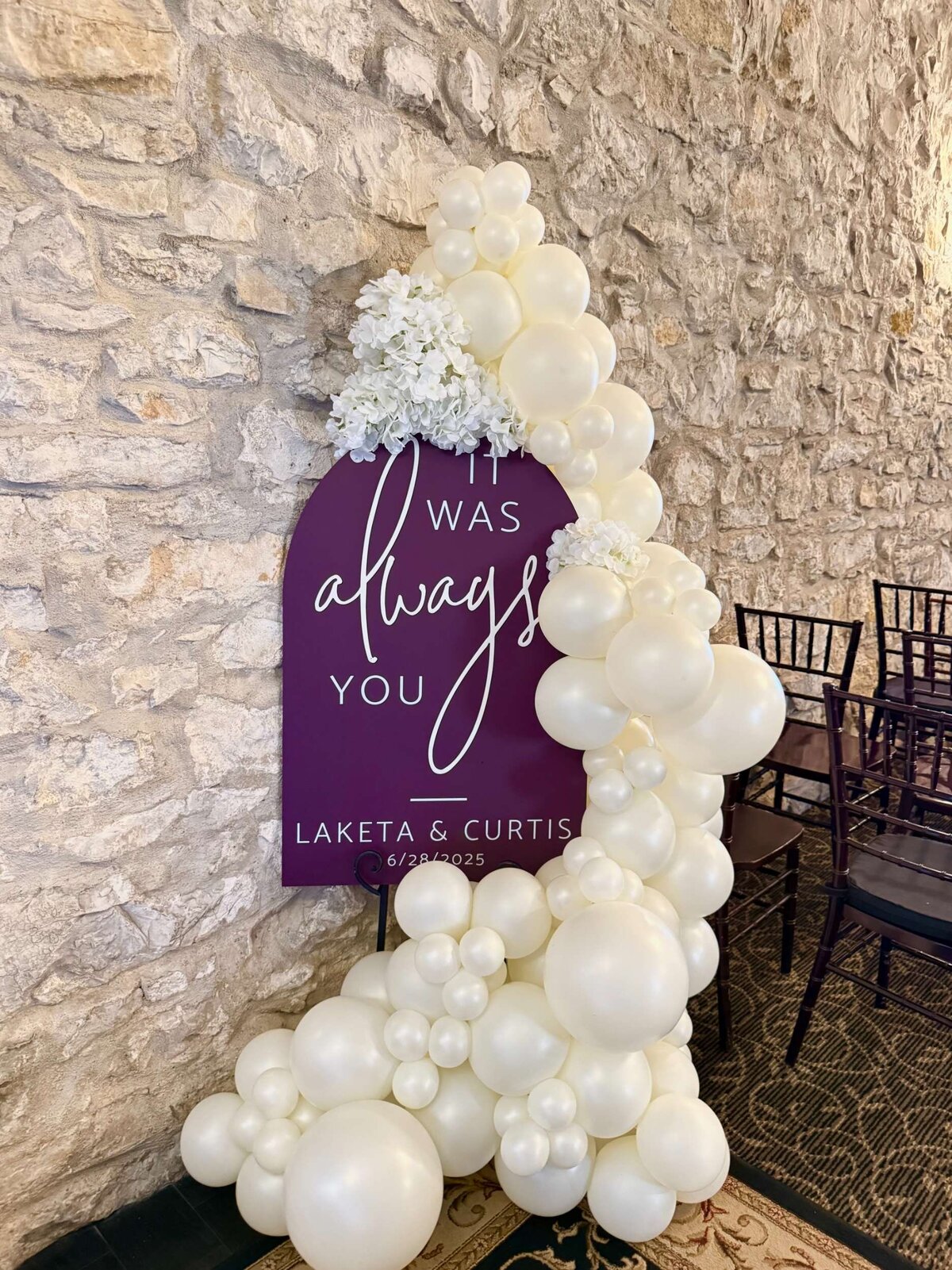Creve Coeur balloon decor by Dreamsc8pe Event Co