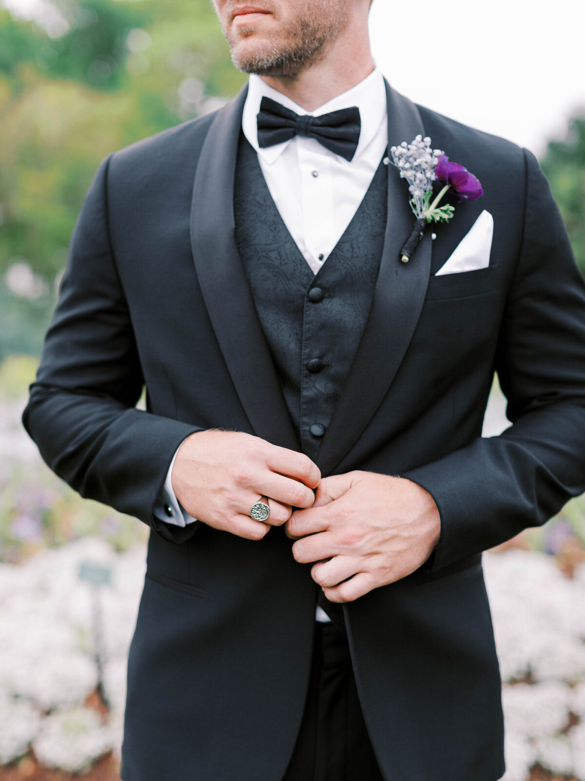 fine-art-wedding-photography-dallas-bride-groom-portraits-dallas-arboretum-3