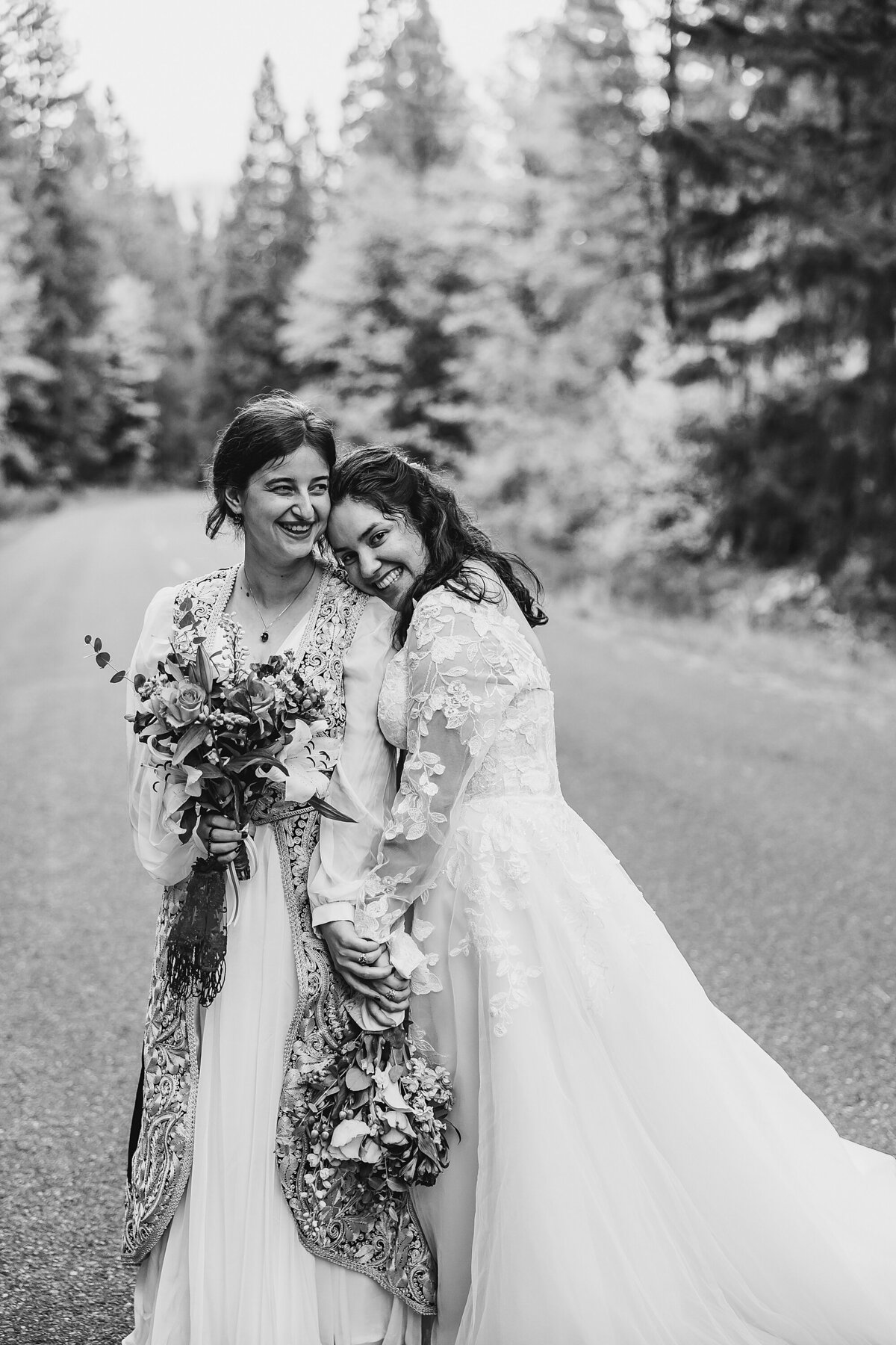 siskiyou-castle-lake-same-sex-wedding_2608