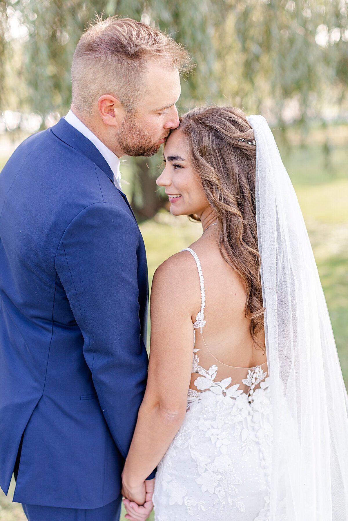Shady-Elms-Farm-Pittsburgh-blue-green-wedding (40)