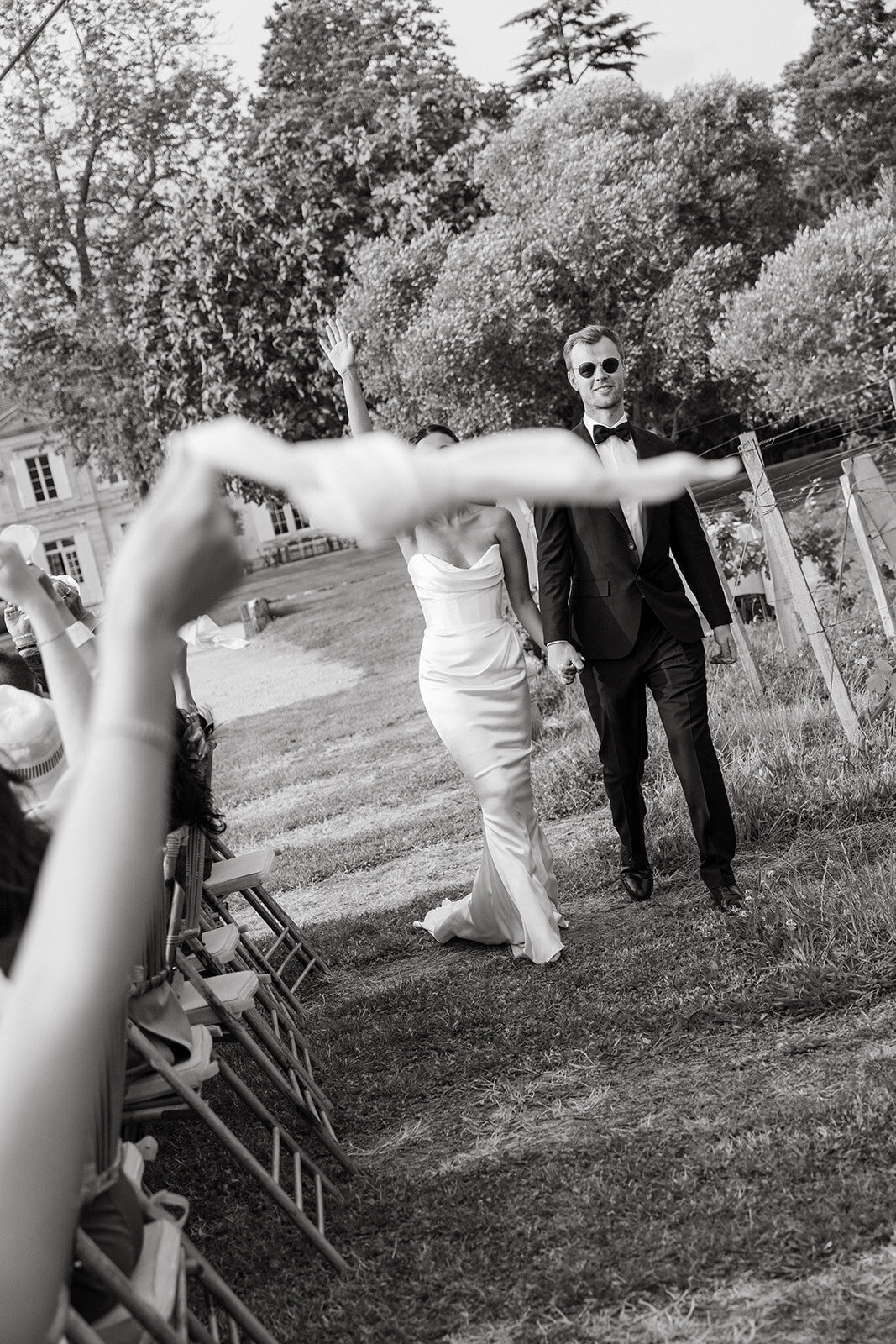 ishita-luke-chateau-de-garde-france-wedding-665