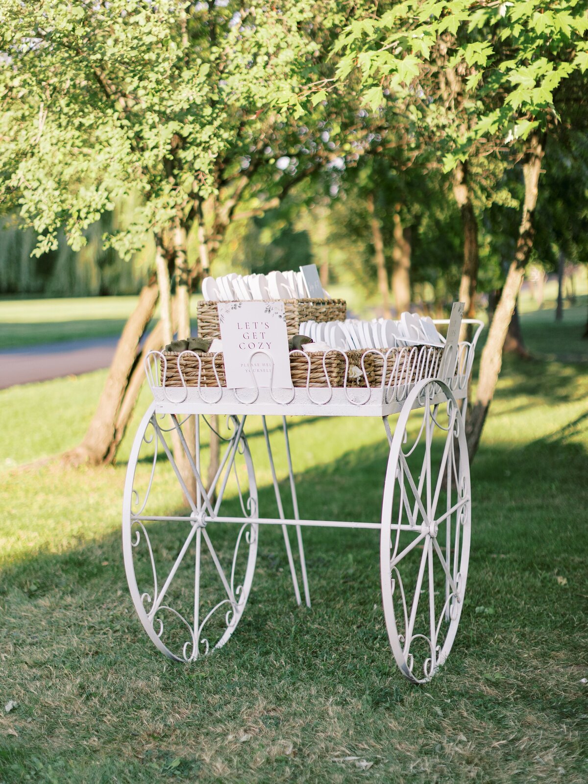 caileigh-langford-keswick-wedding-tented_0074