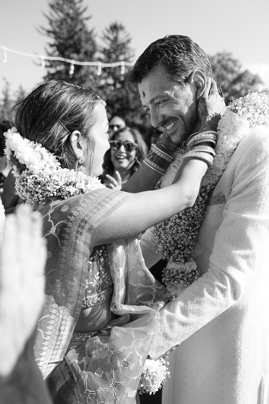 Verve-Event-Co-Laura-Rose-Weddings-Indian-Wedding-Inns-of-Aurora-Baraat (6)