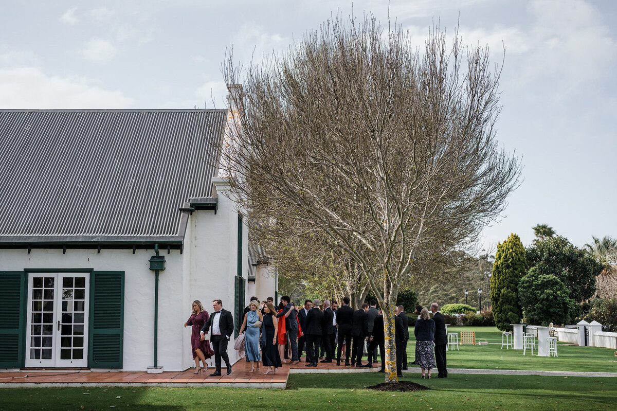 simone-brendan-voyager-estate-margaret-river-wedding-freedom-garvey-photographer-013