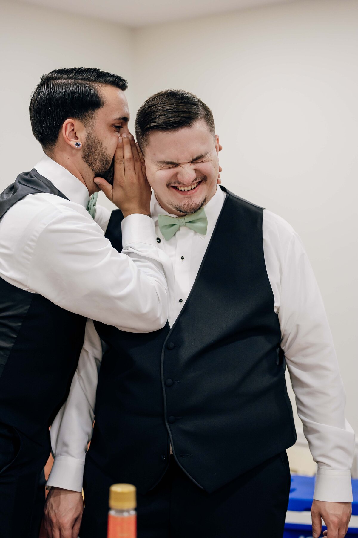 Groom-33 (2024-06-21T02_02_47.810)