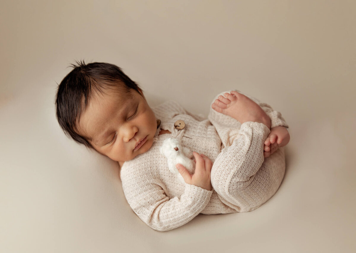 newborn-photography-near-Mishawaka-IN-1