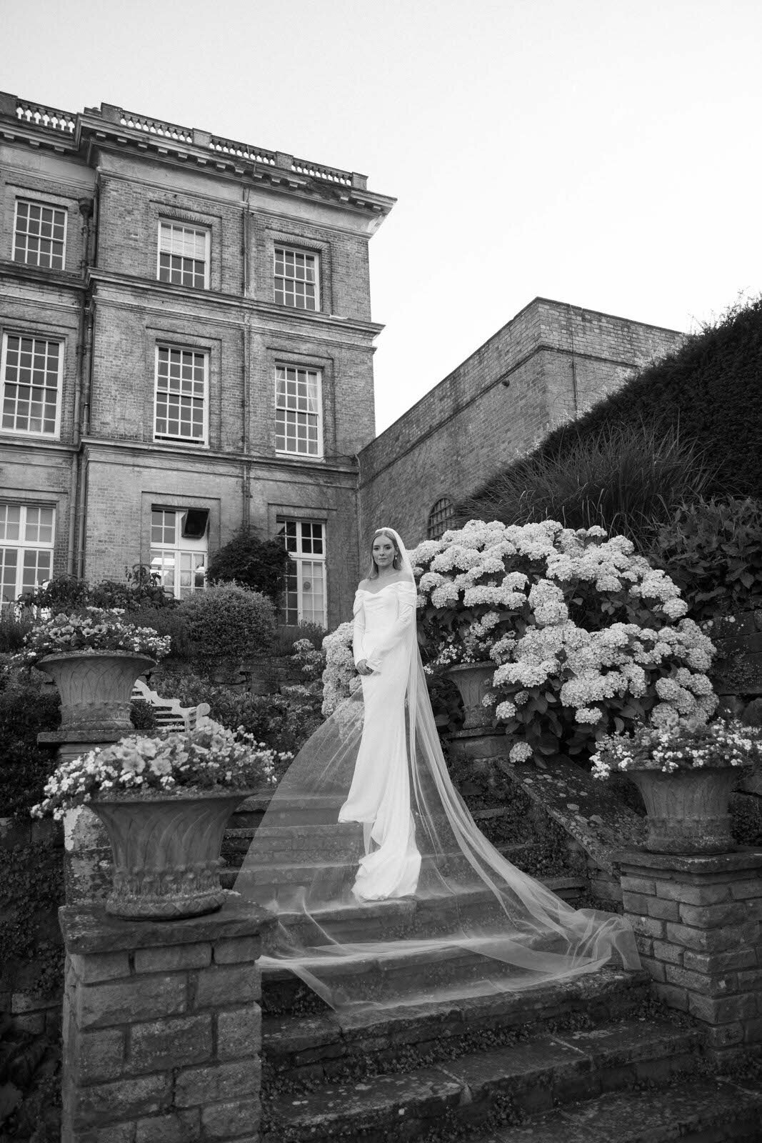 Flora_And_Grace_Analog_35mm_Editorial_Wedding_Photographer (1 von 1)-34