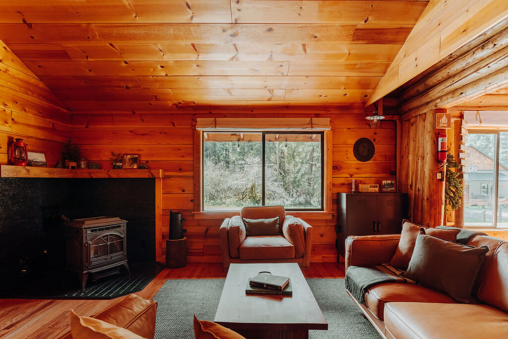 ro_livingroom_side_web
