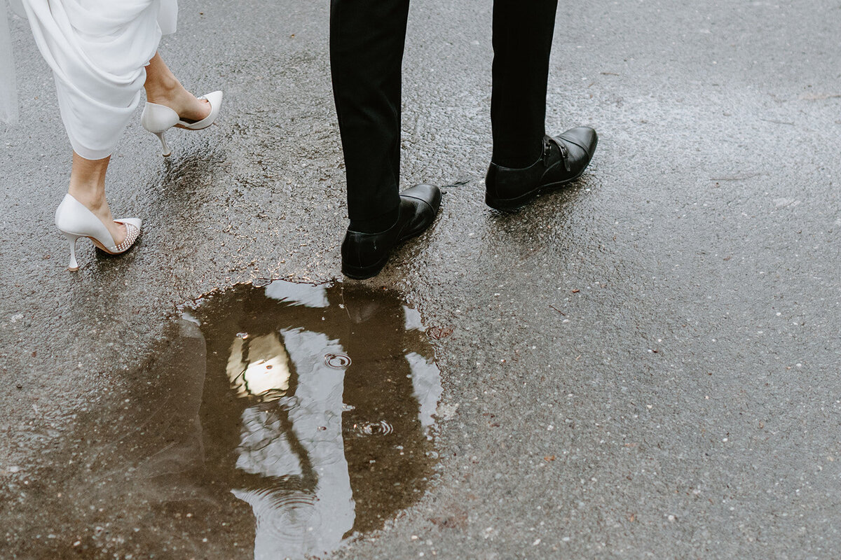 Danielle-Aisling_New_York_City_Central_Park_Boathouse_Wedding-32