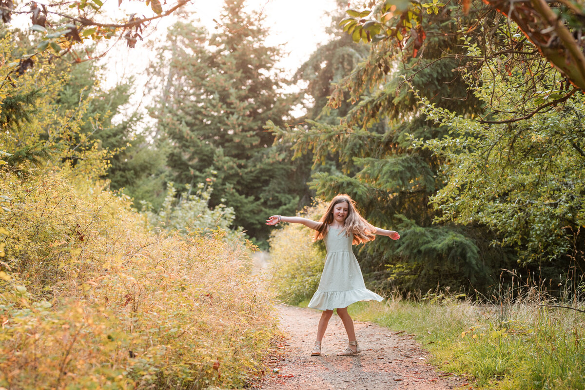 Mother's Day Mini Sessions at Discovery Park | Seattle | Heleyna Holmes Photography