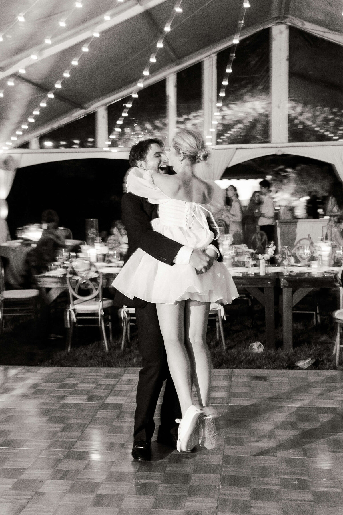 Westhampton_Backyard_Wedding_095