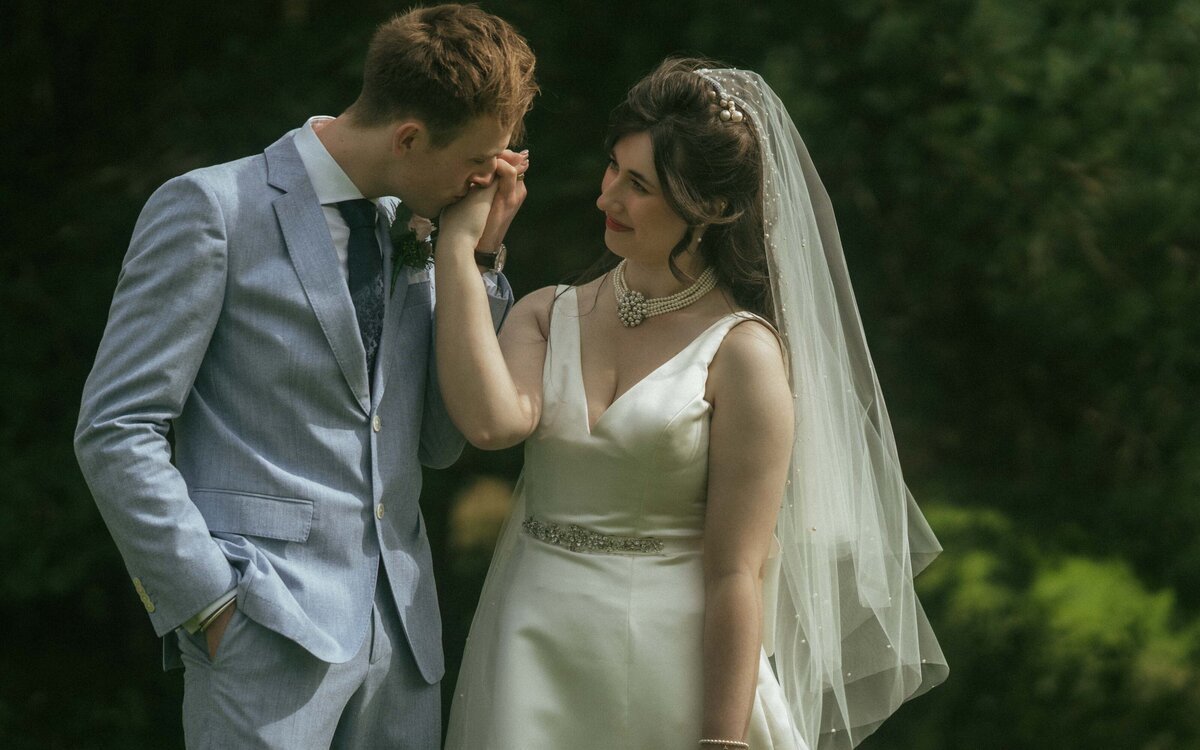 Beautiful and intimate couple photoshoots that reflect your unique bond and shared happiness.