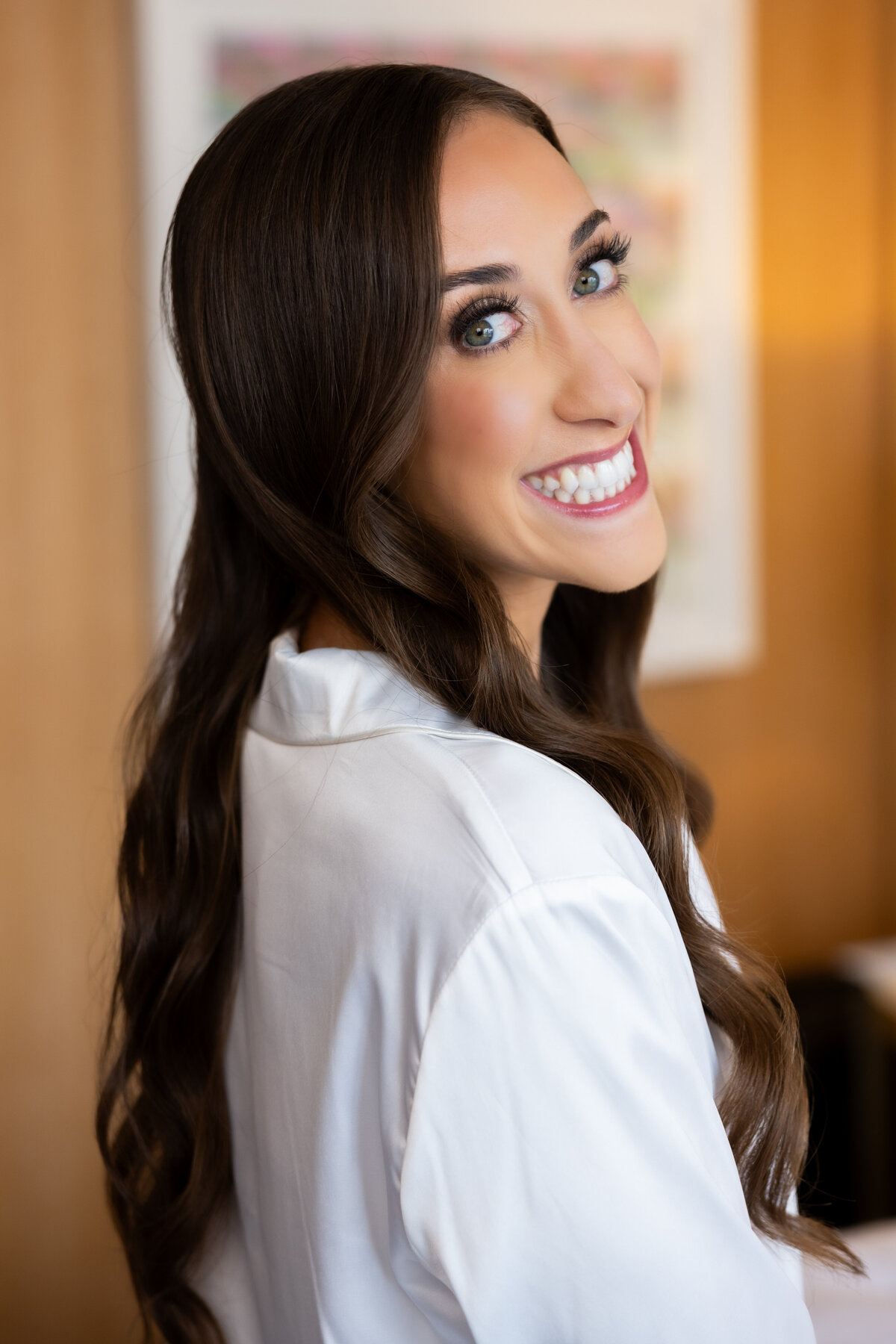 230_gettingready_Bob&DawnDavisPhotography