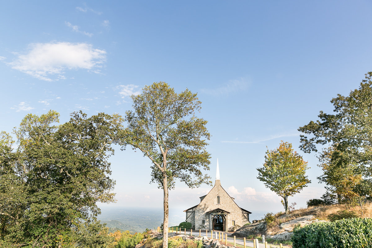 The Cliffs at Glassy Chapel Golf and Country Club wedding | South Carolina wedding photographer | Wedding at The Cliffs_