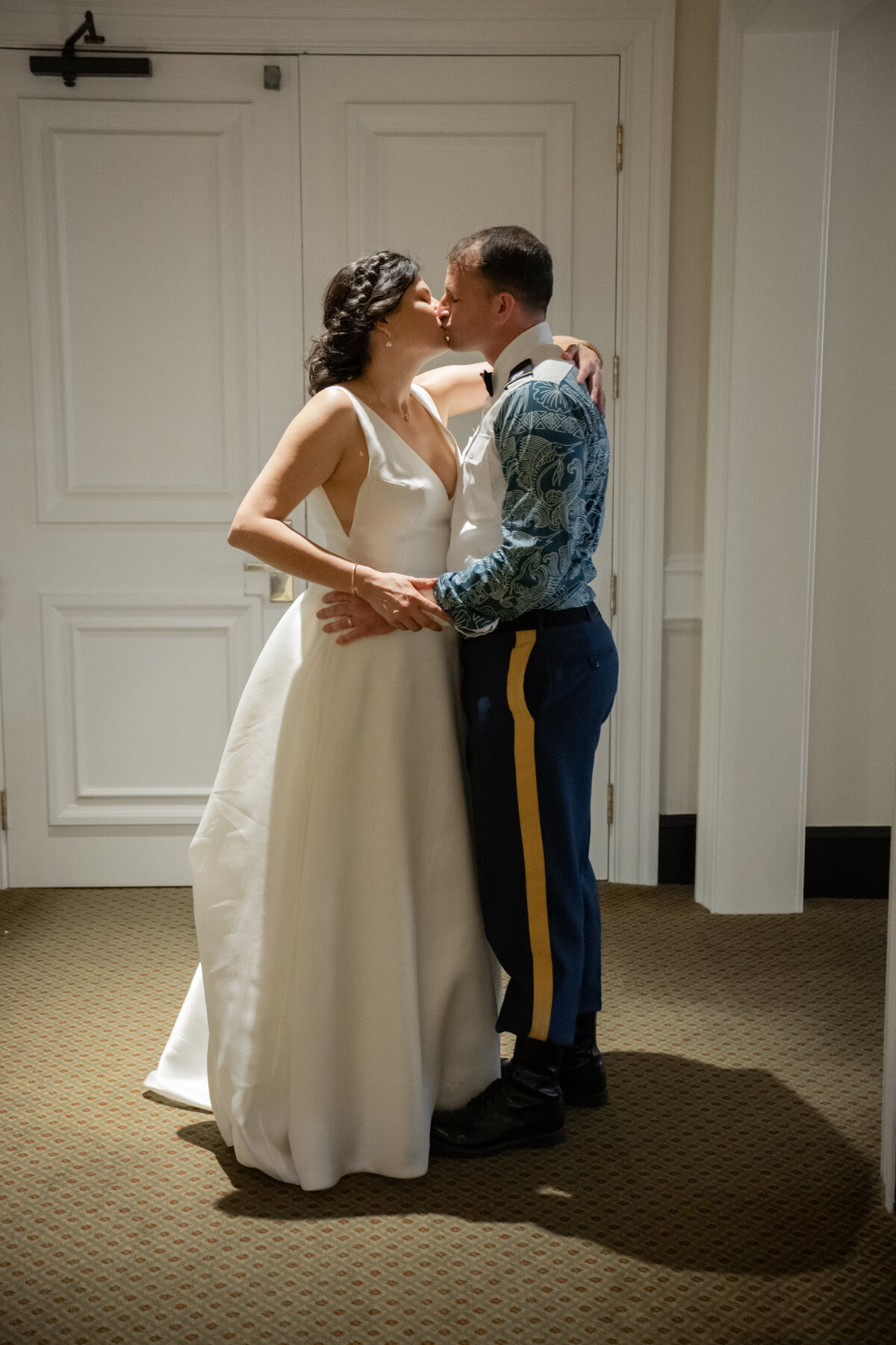 Green-Island-Country-Club-Indoor-Wedding-Amanda-Richardson-Photography.jpg