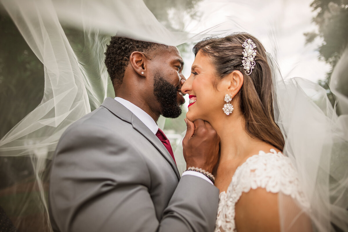 JOHN+LIZCOUPLEPORTRAITSTERRACEATCEDARHILL CHARLOTTEWEDDINGPHOTOGRAPHERCRYSTALCOFIEPHOTOGRAPHYGRANDBOHEMIANCHARLOTTENCTHETERRACEATCEDARHILL_-36