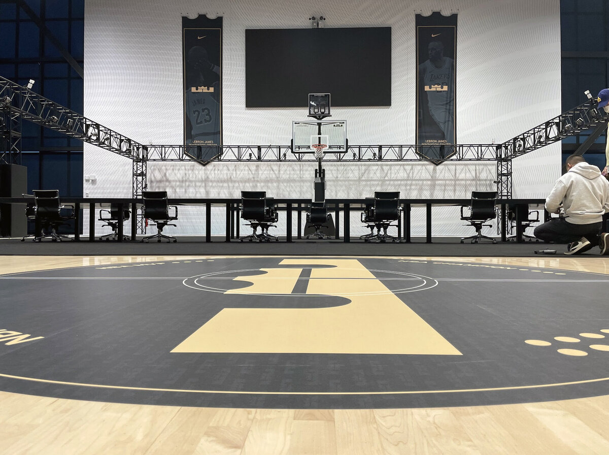 LBJ_Court2